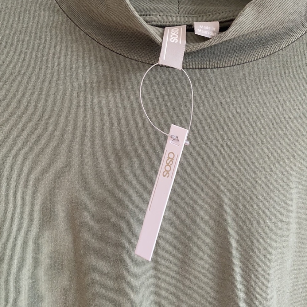 DRESS - Picture 2 of 3